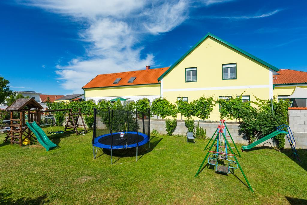 Appartementhaus Freiler Mörbisch am See Eksteriør billede